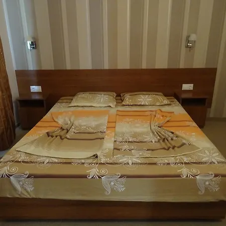 게스트하우스 Perun House 2*