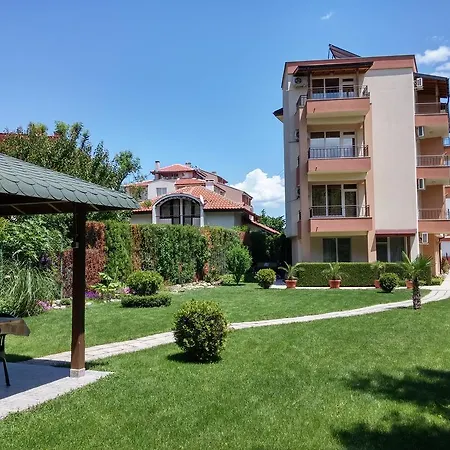 Pensjonat Perun House Rawda